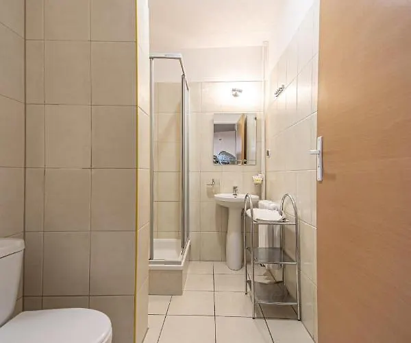 Hotel Mragowo Sport 호텔 *